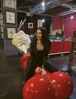 ������������ ����,  +7 (952) 525-6527